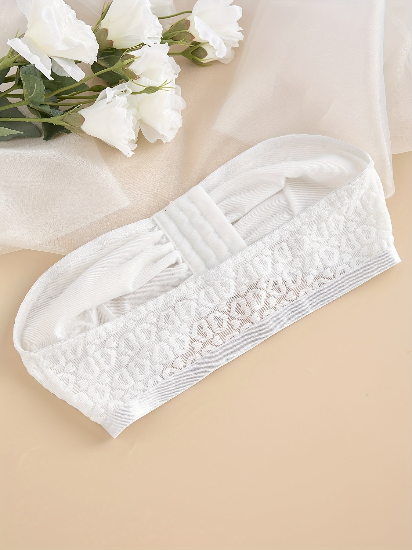 Heart Embroidery Sexy Lace Non-Slip Front Closure Bra White