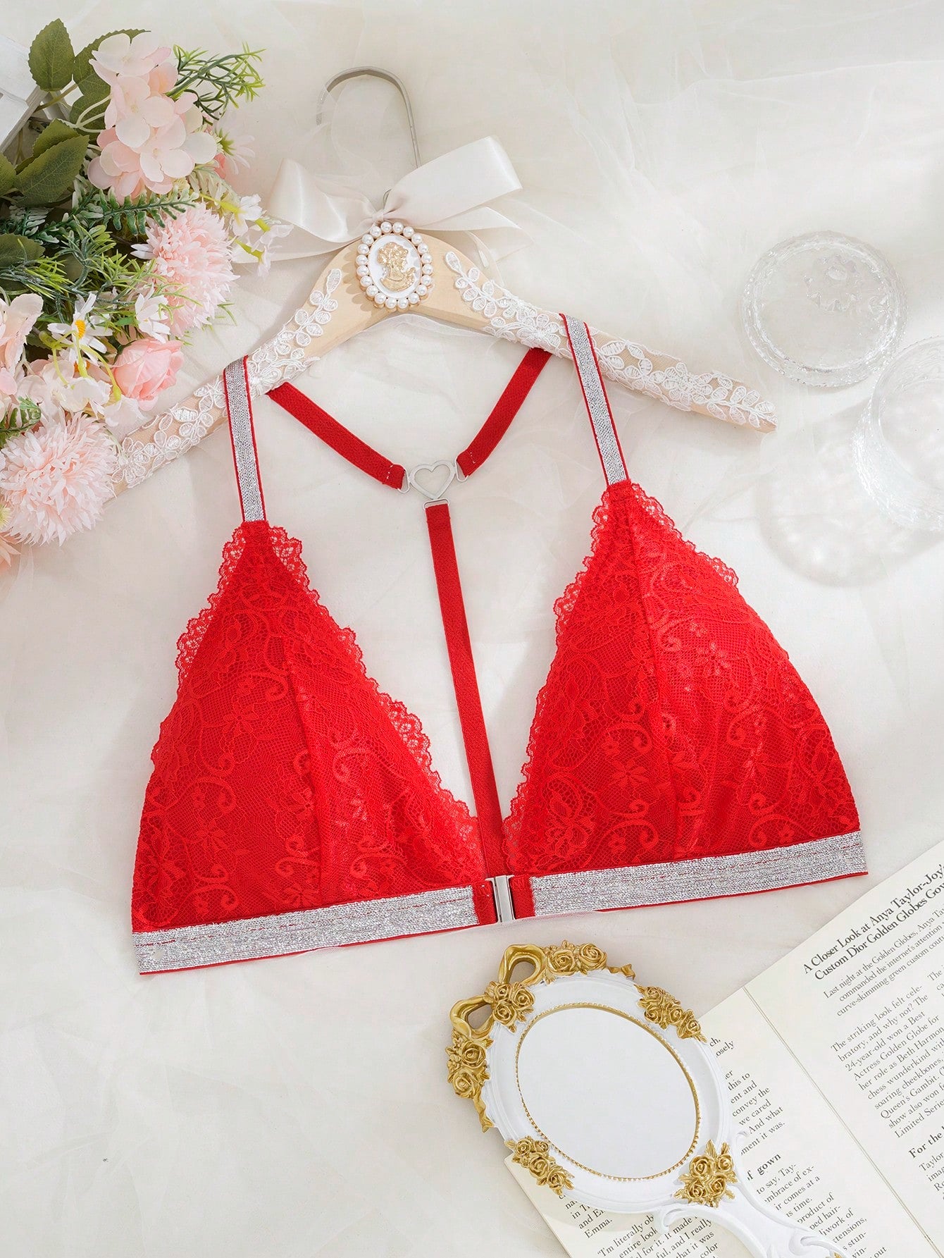 Plus Size Thin Sexy Hanging Neck Silver Silk Super Lace Back Bra Red