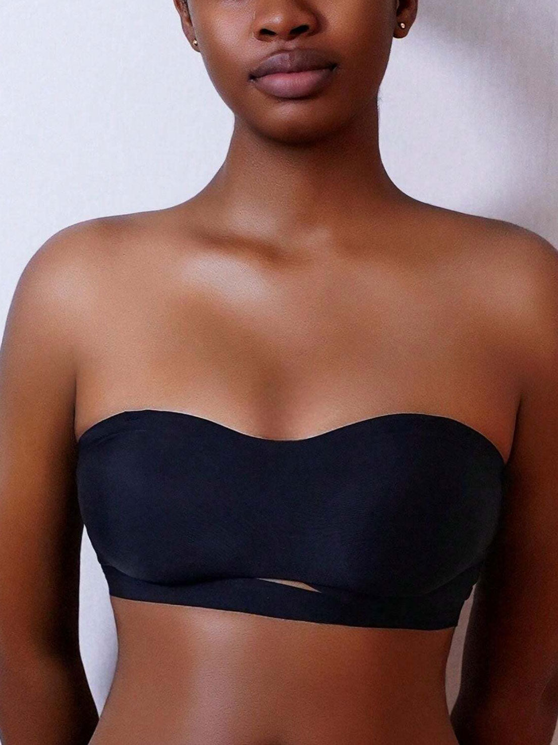 Solid Color Seamless Cutout Sexy Strapless Push-Up Bra Black