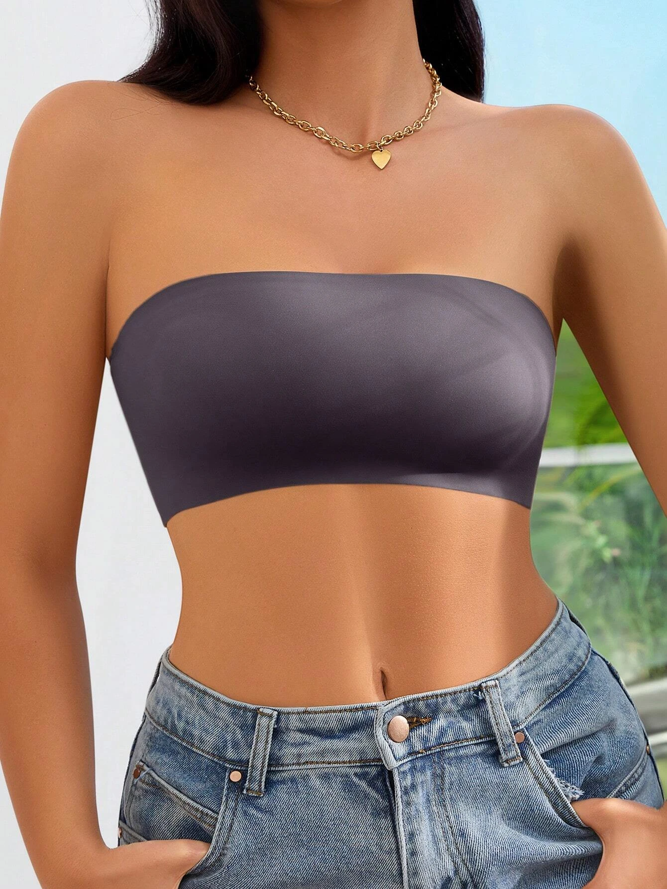 Plain Wireless Strapless Bra