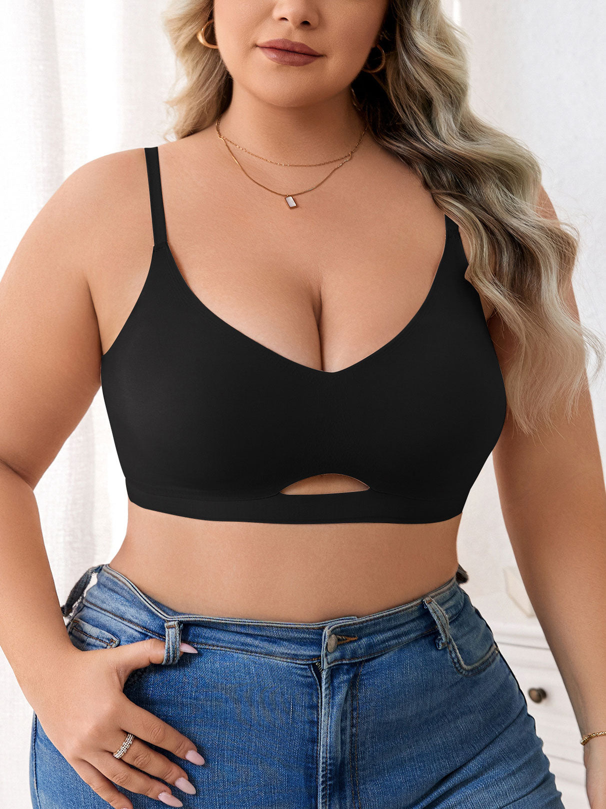 Plus Size Simple Seamless Hollow Out Wireless Bra Black