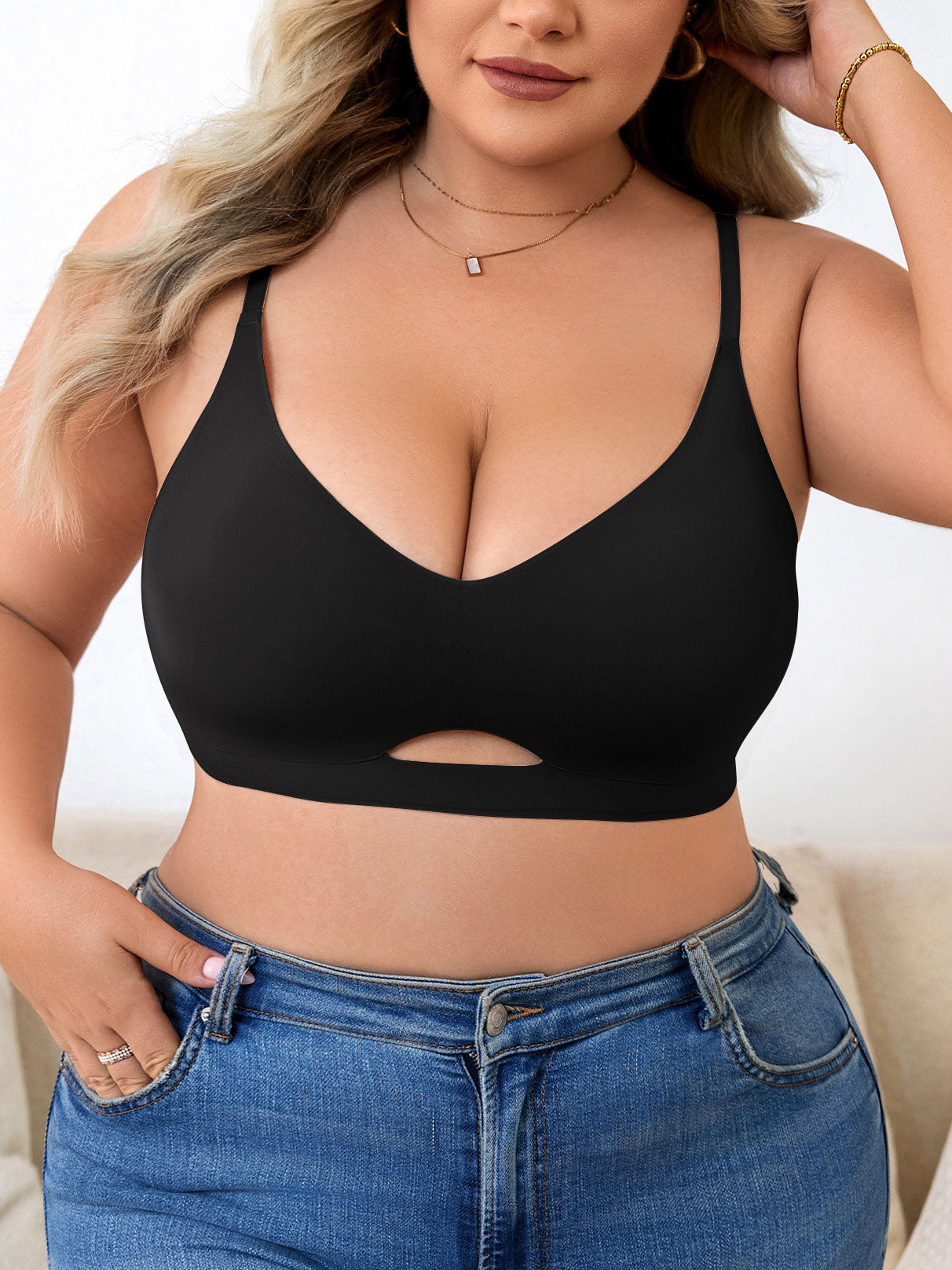 Plus Size Simple Seamless Hollow Out Wireless Bra Black