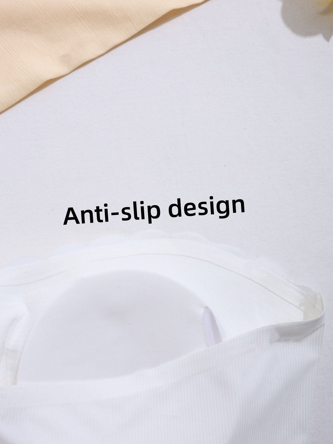 Wire-free Comfort Pleated Bandeau Bra White