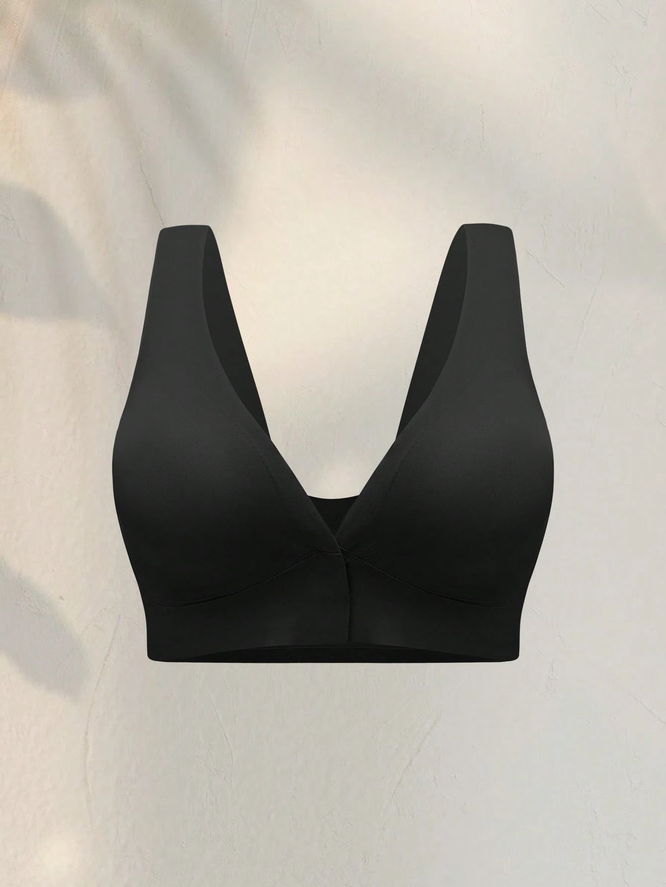 Deep V-Neck Front-Button Solid ColorBra, mit herausnehmbaren Pads Wireless Bra Black