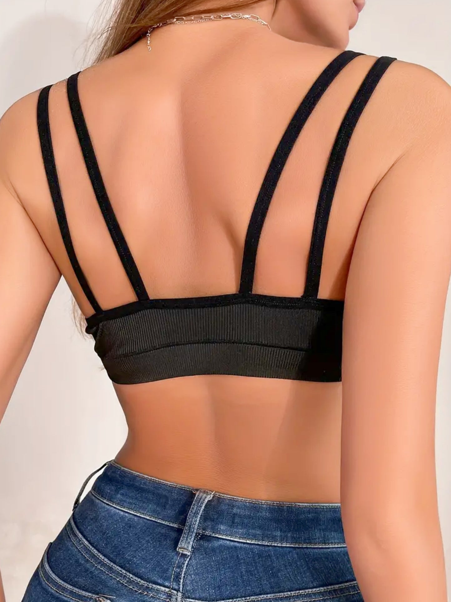 Simple Solid Color Comfort & Breathable Double Strap V-neck Wireless Bra Black