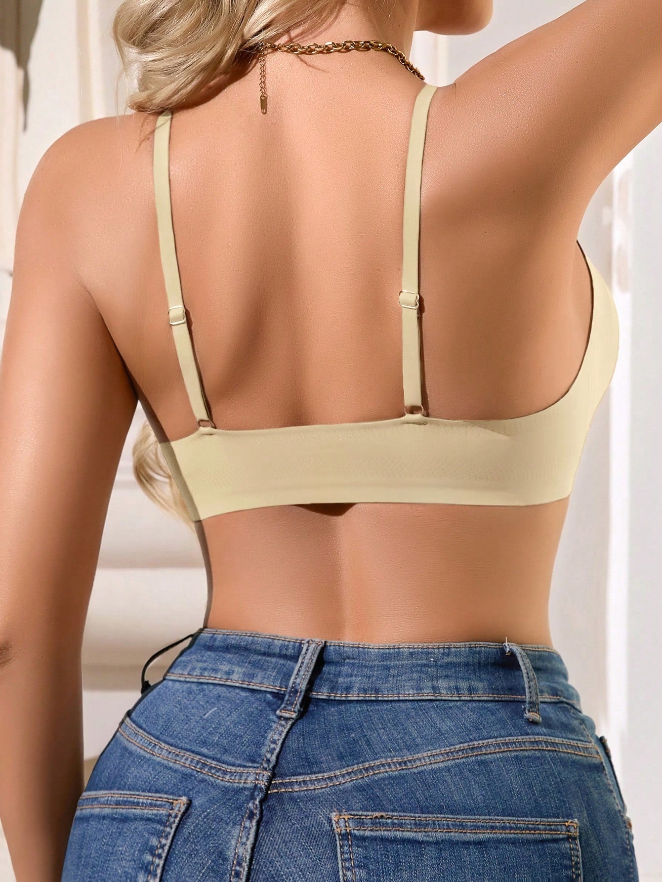 Comfortable Adjustable Straps Deep V Front Button Solid Color Wireless Bra Ivory