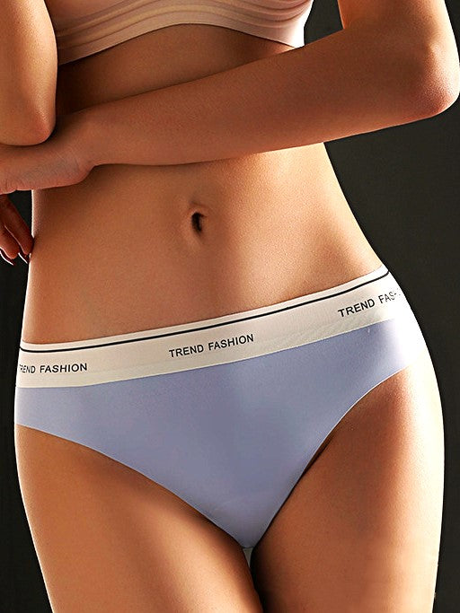 Seamless sports antibacterial briefs