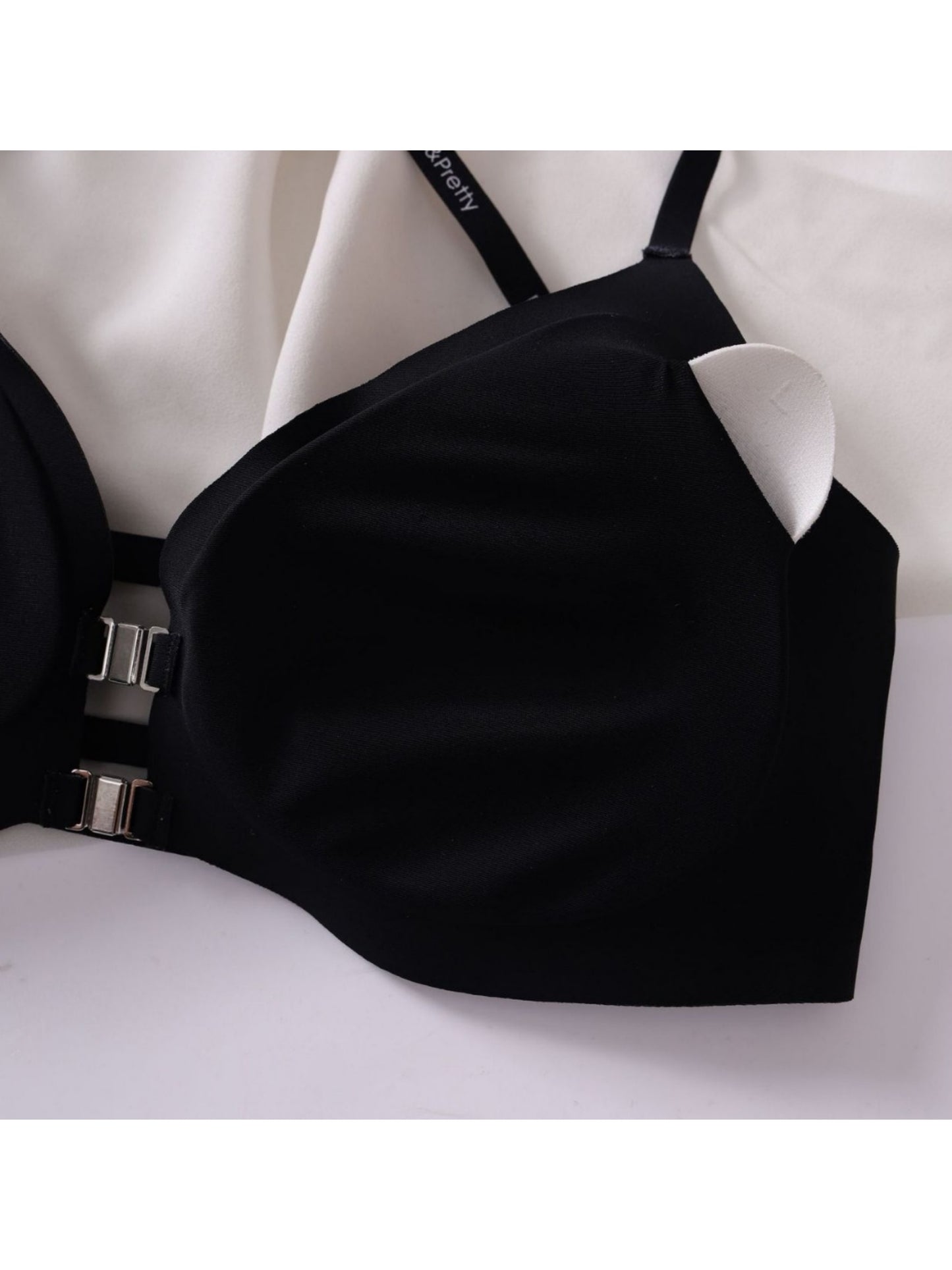 Front Closure Gathered Cross Thin Shoulder Straps Sexy Beautiful Back Wireless Bra