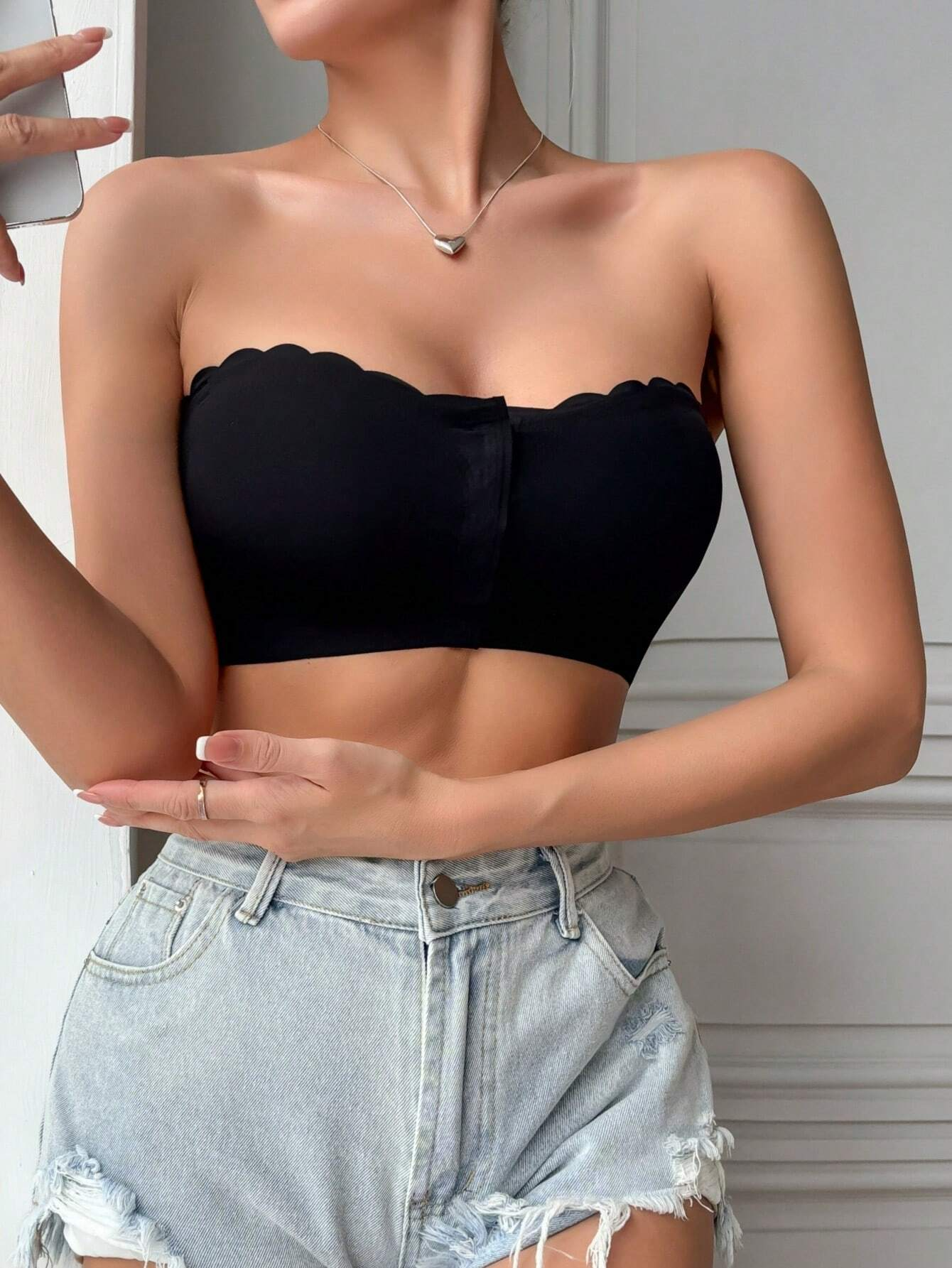 Front Closure Wireless Strapless Bra Black