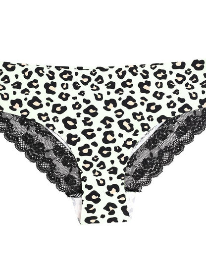 Lace Trim Leopard Print Plus Size No Trace Panties